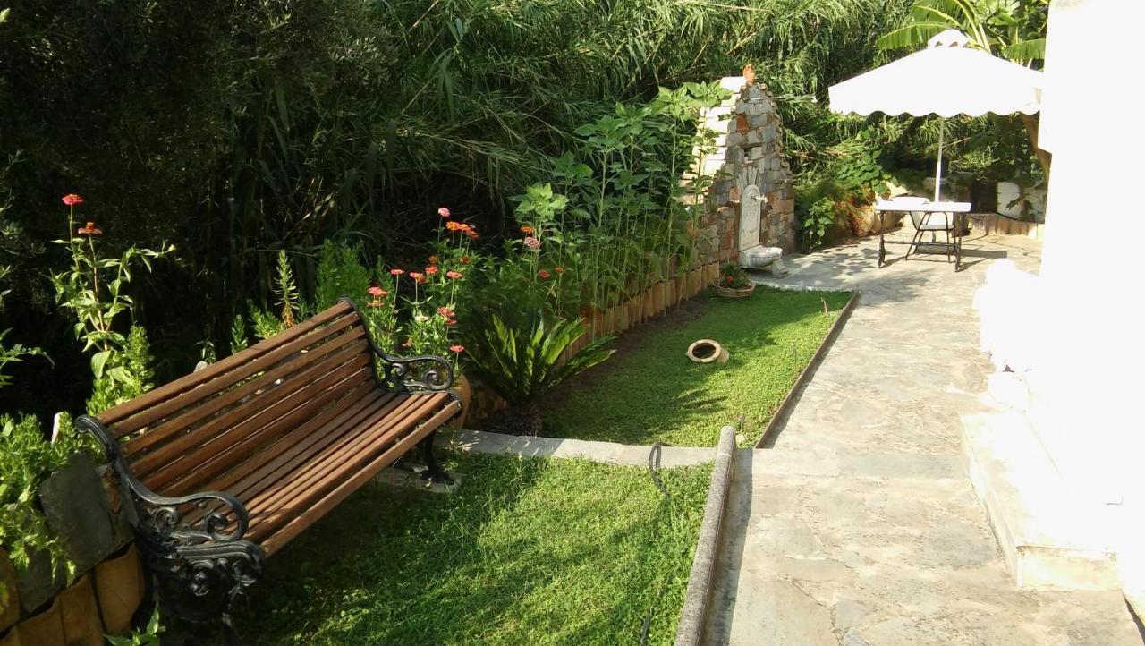 Studios Margarita Petalidi Exterior photo